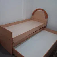 تخت مهمان و میزبان