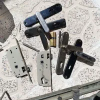 قفل و دستگیره