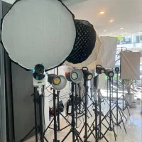ویدیو لایت نور ثابت  فلاش وشکل دهنده
