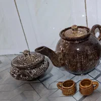 قوری و فنجون و قندون