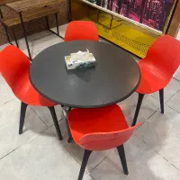میز و صندلی