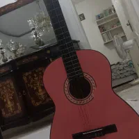 گیتار کلاسیک رنگ صورتی مارک دیاموند