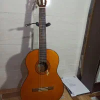 گیتار یاماها C70