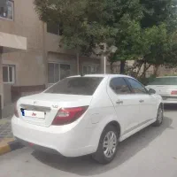 دنا پلاس پنج دنده مدل 1404