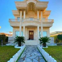 فروش ویلایی 250 متری بر خیابان اصلی فسا