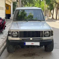 پاجیرو مدل ۱۳۶۴ فول عمان ۴سیلندر