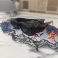 عینک آفتابی ، دودی پرادا