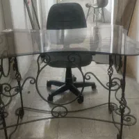 میز تحریر پرفوروژه