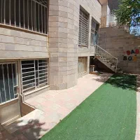 هنرستان/سالن و دفترکار/دربست/ویلایی