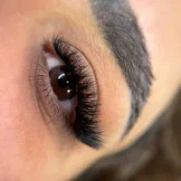 خدمات لیفت اموزش و‌مژه لمینت