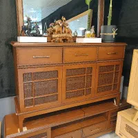کنسول همراه قاب اینه