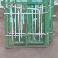 پنجره آهنی