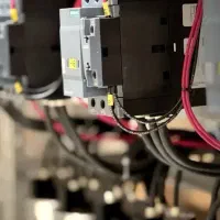 کارشناس تخصصی برق بصورت شبانه روزی سراسر تهران