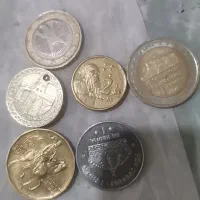 تعدای سکه ایرانی و خارجی و هر سکه ای خاسته باشید