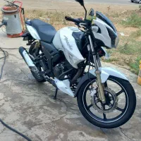 آپاچی 180