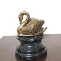 مجسمه برنز قو