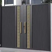 باغی درب زیبا حیاطی پیلوت،پارکینگ