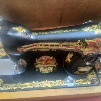 چرخ خیاطی قدیمی دستی