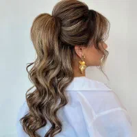 شنیون و استایل کرلی و میکاپ فقط از ۱ م تومان