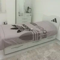 تخت تک نفره