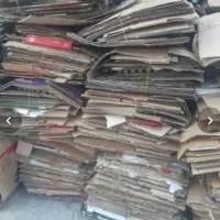 خریدار کارتون و کتاب