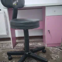 میز تحریر به همراه صندلی