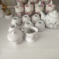 قابلمه و سرویس چایی خوری