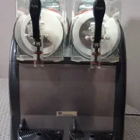 دستگاه یخ در بهشت ساز سنکوتل