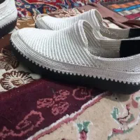دو جفت گیوه.  دست بافت.