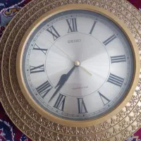 ساعت دیواری پاندولی قدیمی