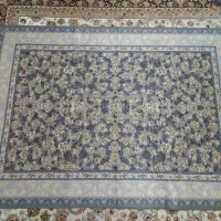 فرش آشپزخانه و میز غذاخوری