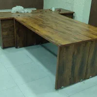 میز کار و جلسه