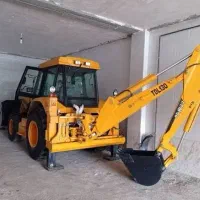 راننده بیل بکهو
