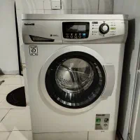لباسشویی تمیز بدنه بدونه خط و خش