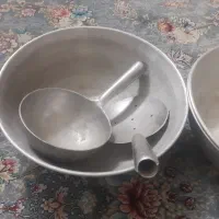 کاسه بزرگ و کفگیر و ملاقه بزرگ روحی