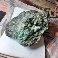 سنگ خام یشم