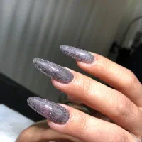 کاشت و آموزش تخصصی کاشت ناخن