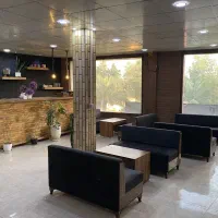استخدام در کافه