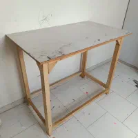 میز اتو کارگاهی و آینه قدی