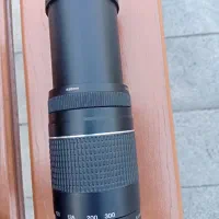 لنز ۳۰۰-۷۵ میلیمتر کانن