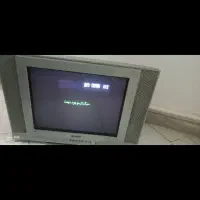 تلویزیون و میزش