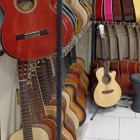 سازفروشی گیتار