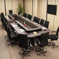 حسابدار خانم برای پمپ بنزین