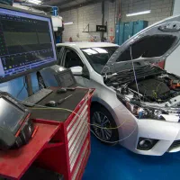 آماده  همکاری در تنظیم موتور و خدمات برق و  CNG