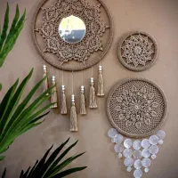 ماندالا و دیوارکوب