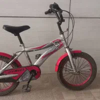دو چرخه ۱۶ و اسکوتر