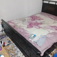 تخت دونفره چوب