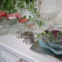 فروش تعدادی طروف پذیرایی