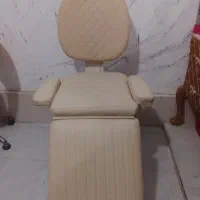 صندلی اصلاح و مژه ومیکاپ  زنانه