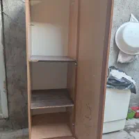 کمد ایستاده